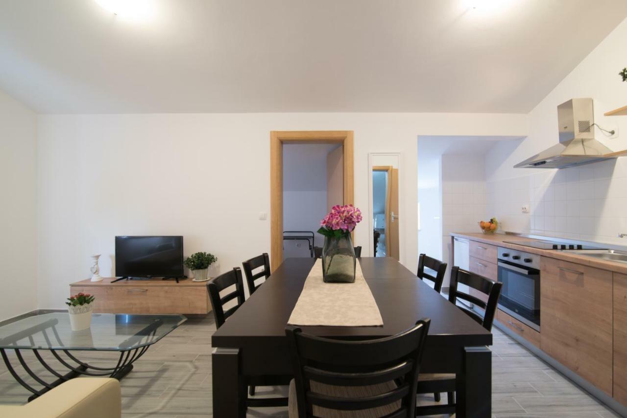 Middle Istra Apartment Pazin Exterior photo
