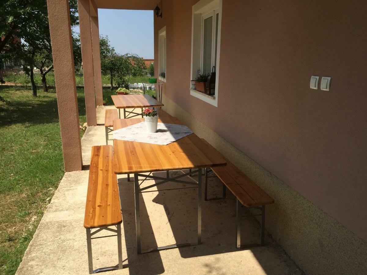 Middle Istra Apartment Pazin Exterior photo